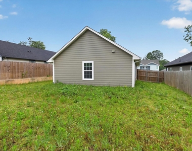 1032 Ray Drive - Photo Thumbnail 24