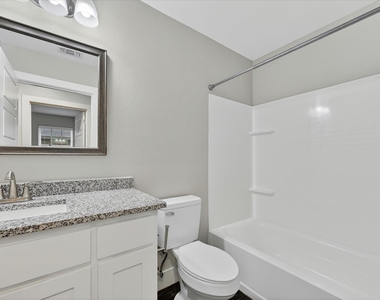 1032 Ray Drive - Photo Thumbnail 19