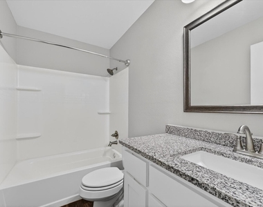 1032 Ray Drive - Photo Thumbnail 20