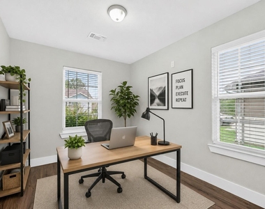 1032 Ray Drive - Photo Thumbnail 8