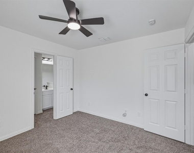 1706 Clear Springs Drive - Photo Thumbnail 25