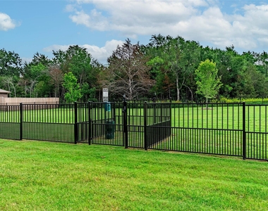 211 Fairmeade Drive - Photo Thumbnail 14