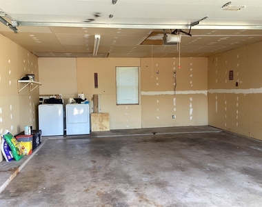 776 Ponderosa Drive - Photo Thumbnail 19