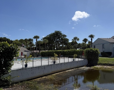 1110 Green Pine Boulevard - Photo Thumbnail 11