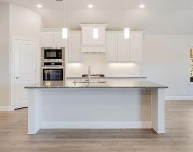 148 Kingfisher Lane - Photo Thumbnail 2