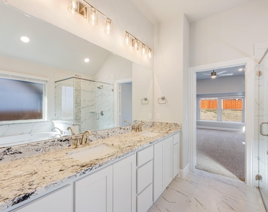 148 Kingfisher Lane - Photo Thumbnail 12