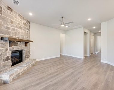148 Kingfisher Lane - Photo Thumbnail 7