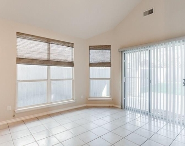 2612 Evening Shade Drive - Photo Thumbnail 13