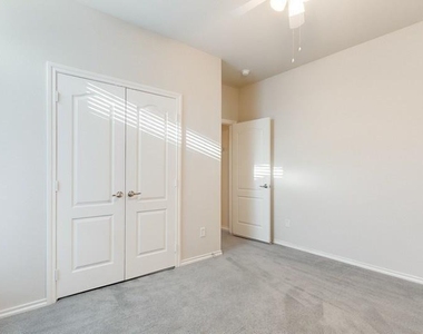 2612 Evening Shade Drive - Photo Thumbnail 25