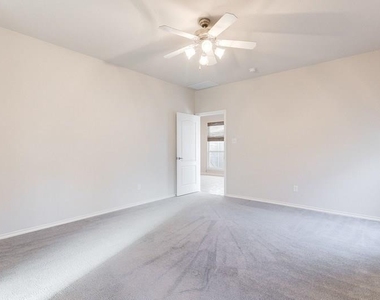 2612 Evening Shade Drive - Photo Thumbnail 16