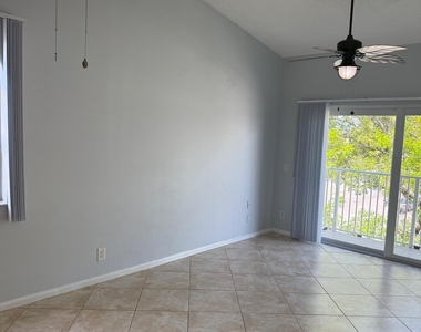 2351 Ne 14th Street Causeway - Photo Thumbnail 18