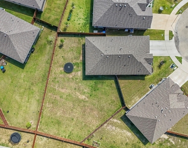 5405 N Wind Lane - Photo Thumbnail 23