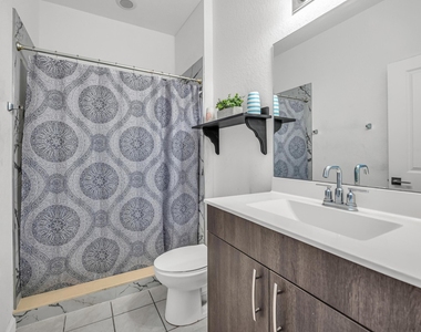 1437 Se 23rd Terrace - Photo Thumbnail 14