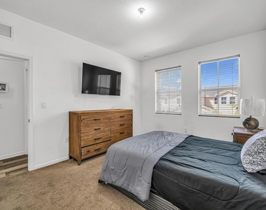 1437 Se 23rd Terrace - Photo Thumbnail 24
