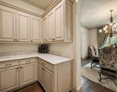 7947 Chartwell Lane - Photo Thumbnail 20