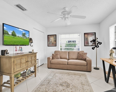 5910 Via Delray Boulevard - Photo Thumbnail 12