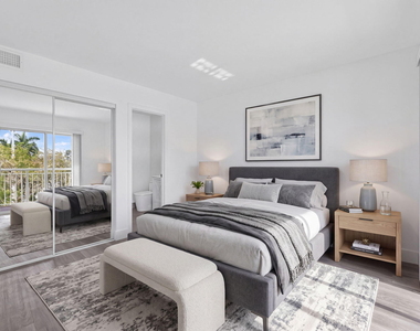 17051 Ne 35th Avenue - Photo Thumbnail 5