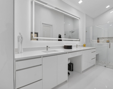 5372 Nw 21st Avenue - Photo Thumbnail 33