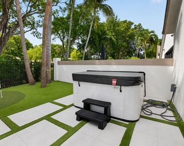 5372 Nw 21st Avenue - Photo Thumbnail 49
