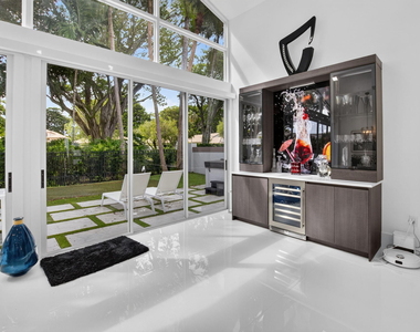 5372 Nw 21st Avenue - Photo Thumbnail 19
