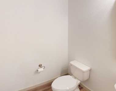 7416 Atlas Drive - Photo Thumbnail 19