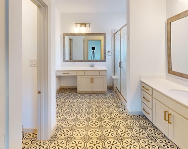 7416 Atlas Drive - Photo Thumbnail 17