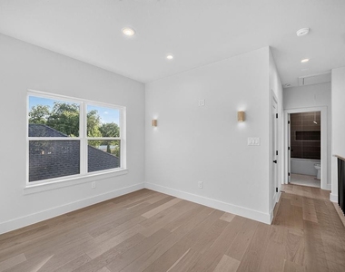 413 Graham Avenue - Photo Thumbnail 26