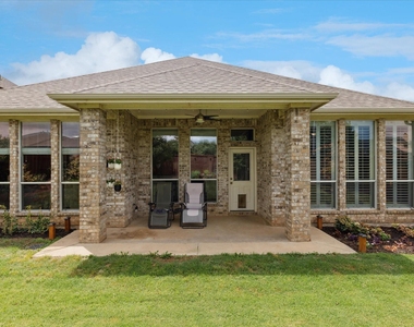 10237 Red Bluff Lane - Photo Thumbnail 15