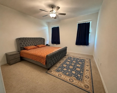 8432 Butterfly Lane - Photo Thumbnail 14