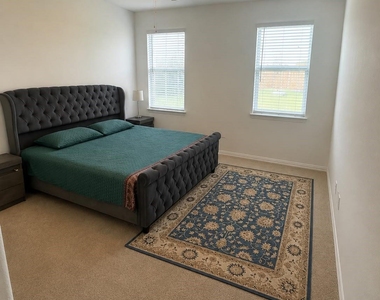 8432 Butterfly Lane - Photo Thumbnail 13