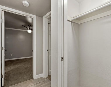 3206 S Fielder Road - Photo Thumbnail 15