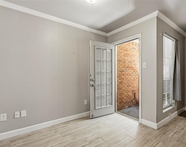 3206 S Fielder Road - Photo Thumbnail 4