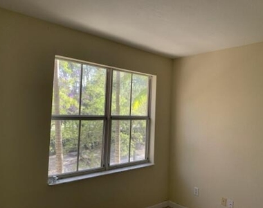 2511 Shoma Drive - Photo Thumbnail 16