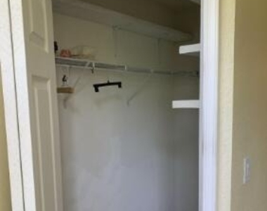 2511 Shoma Drive - Photo Thumbnail 10