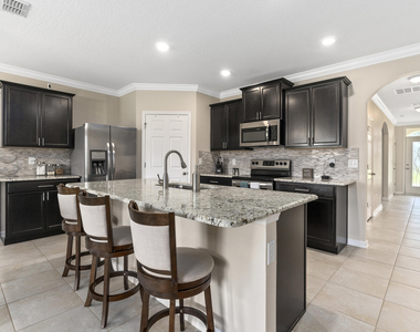 1810 Sw Capehart Avenue - Photo Thumbnail 9