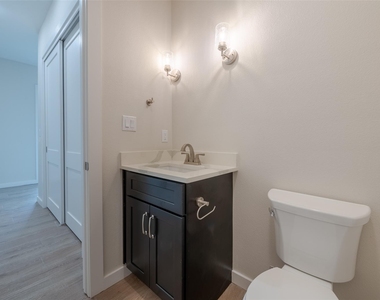 110 Clark Lane - Photo Thumbnail 9