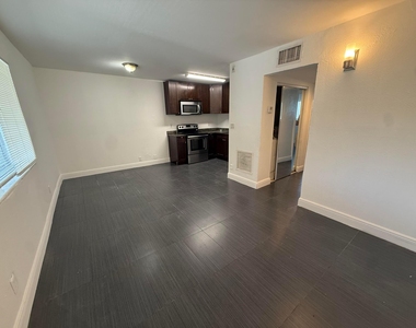 37 Sw 14th Street - Photo Thumbnail 1