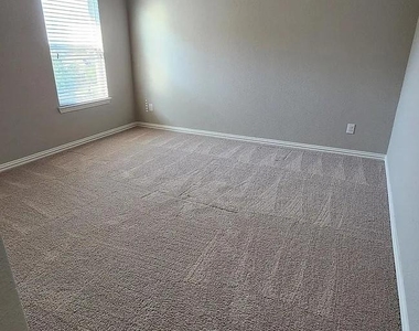 2713 Red Sage Road - Photo Thumbnail 30