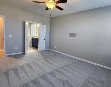 2713 Red Sage Road - Photo Thumbnail 21