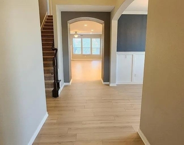 2713 Red Sage Road - Photo Thumbnail 3