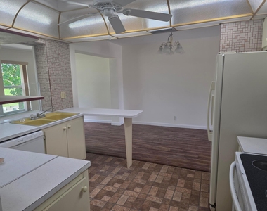 7195 Nw 9th Court - Photo Thumbnail 15