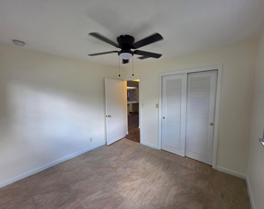 7195 Nw 9th Court - Photo Thumbnail 19