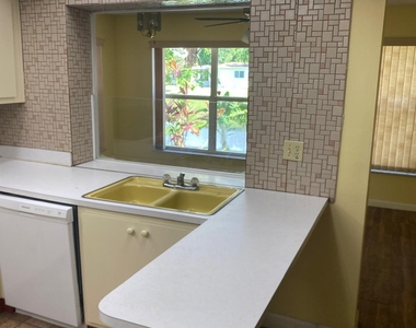 7195 Nw 9th Court - Photo Thumbnail 16