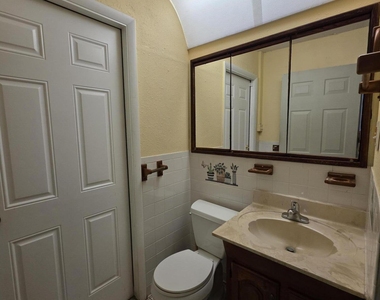 7195 Nw 9th Court - Photo Thumbnail 14