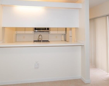 2815 28th Lane - Photo Thumbnail 20