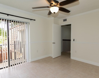 2815 28th Lane - Photo Thumbnail 18