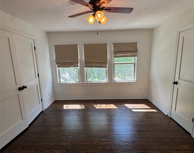 2565 Shirley Avenue - Photo Thumbnail 14