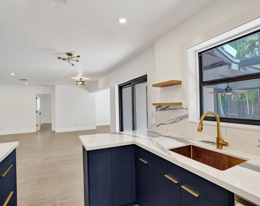 1250 Sw 4th Street - Photo Thumbnail 24
