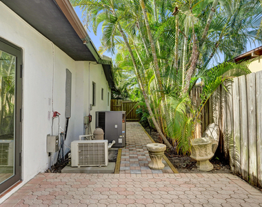1250 Sw 4th Street - Photo Thumbnail 50
