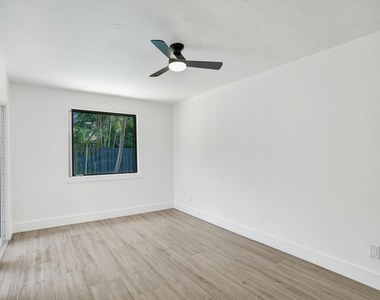 1250 Sw 4th Street - Photo Thumbnail 39
